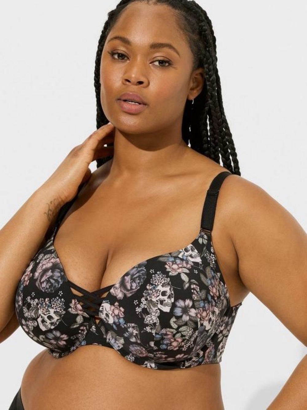 NWT Torrid XO Boost Plunge Push Up Bra Vintage Skull Floral Rich Black 46C